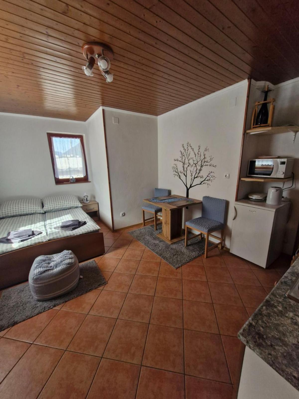 Kometer Apartment Бовец Екстериор снимка