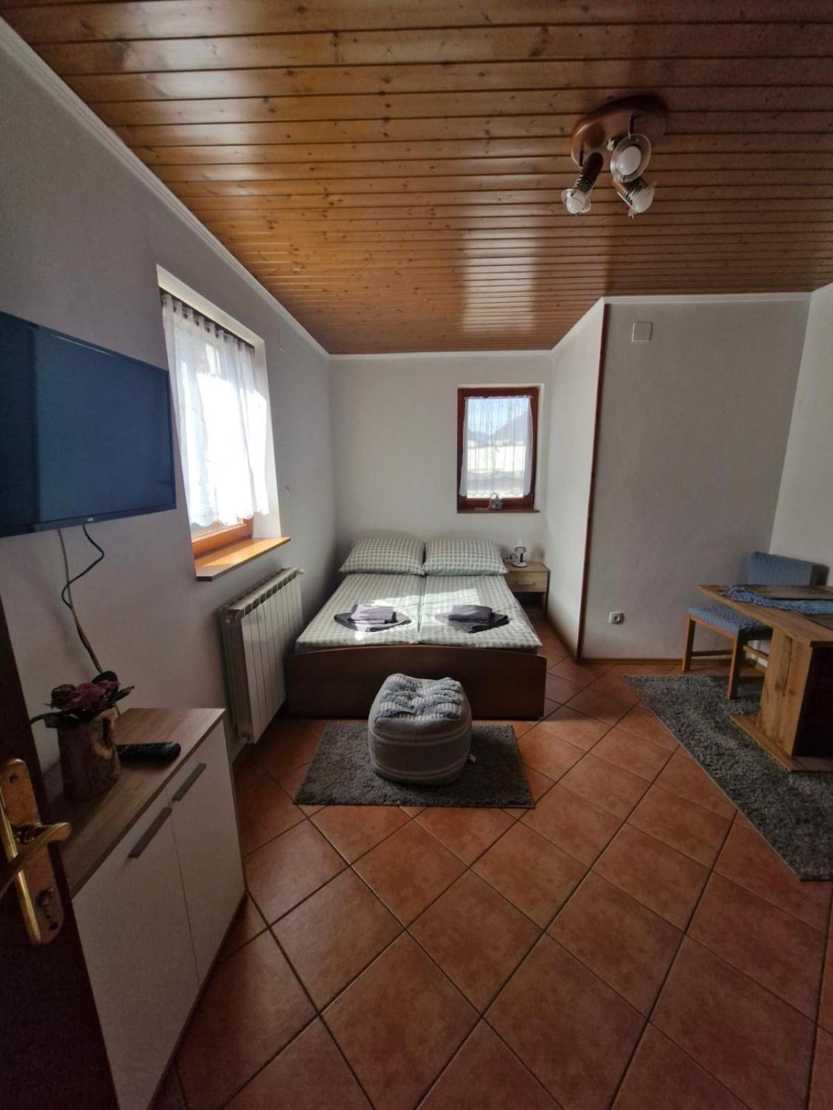 Kometer Apartment Бовец Екстериор снимка
